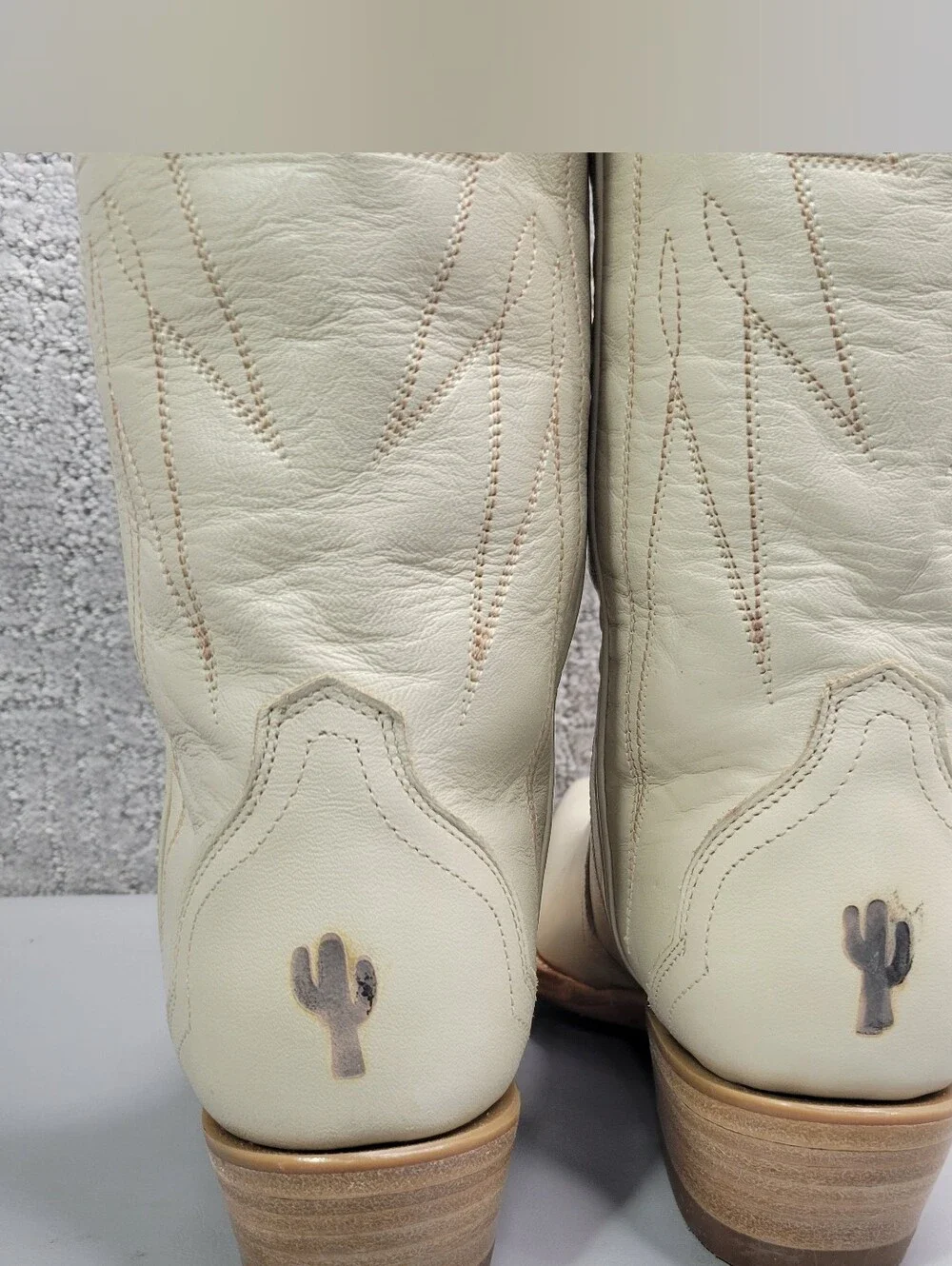 Tecovas The Loretta Women's Size US 6B Cream Cowgirl Boots.